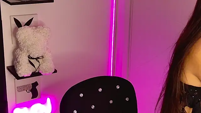 MissAmeliaa online show from 10.28.25