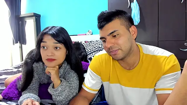 Snapshot of 2ScarletandRyan8 chatting on 10.15.25 2ScarletandRyan8 online show from 10.15.25