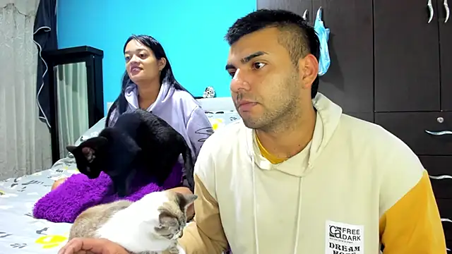 Snapshot of 2ScarletandRyan8 chatting on 11.04.25 2ScarletandRyan8 online show from 11.04.25