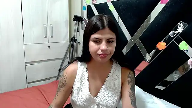 Snapshot of katery_wok11 chatting on 05.19.26 katery wok11 online show from 05.19.26