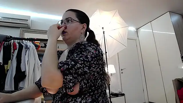 ILoveToFeelU online show from 03.17.25