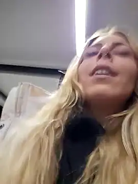 Mia Railey online show from 12.12.24