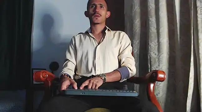 HomeAloneK online show from 01.06.25