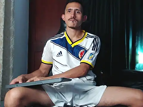 HomeAloneK online show from 09.11.25