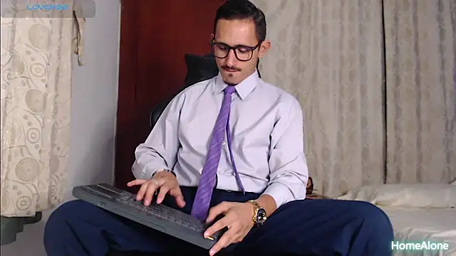 HomeAloneK online show from 09.26.25