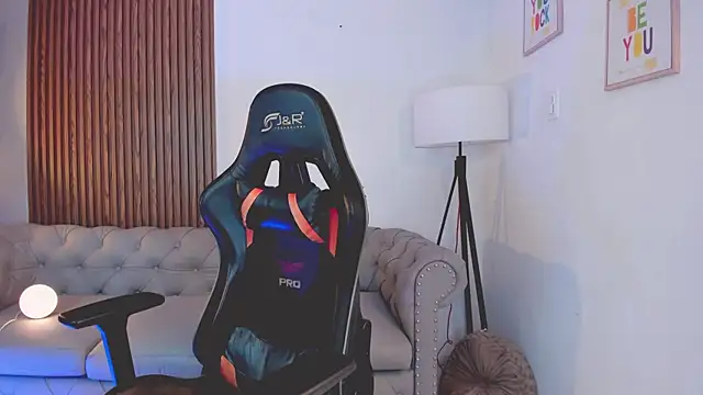 Snapshot of liam_collins21 chatting on 10.28.25 liam collins21 online show from 10.28.25