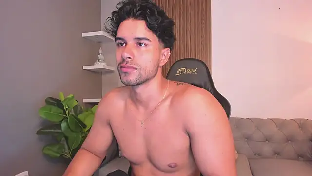 liam collins21 online show from 04.12.26