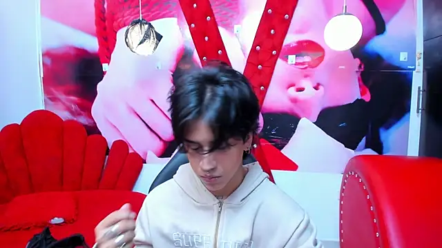 Snapshot of alex_477 chatting on 02.07.26 alex 477 online show from 02.07.26