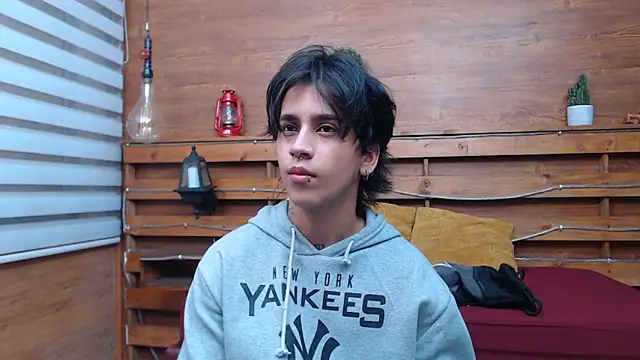 Snapshot of alex_477 chatting on 02.18.26 alex 477 online show from 02.18.26