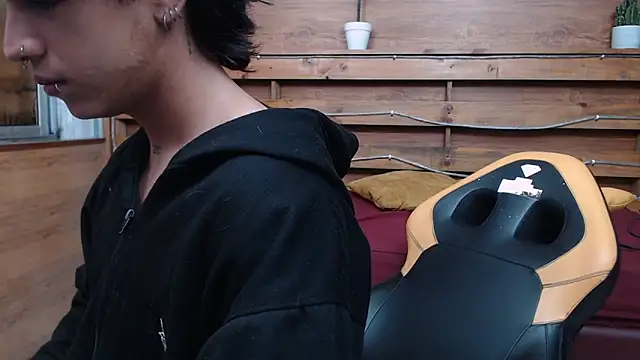 Snapshot of alex_477 chatting on 02.21.26 alex 477 online show from 02.21.26