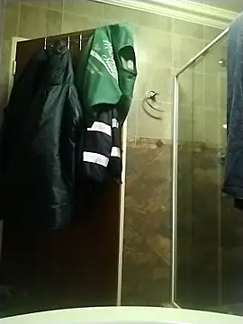 Nawtyslaveteen online show from 12.17.25