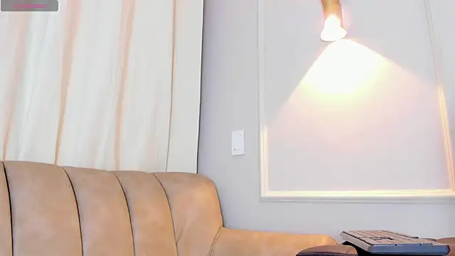 Lia walton online show from 12.30.24