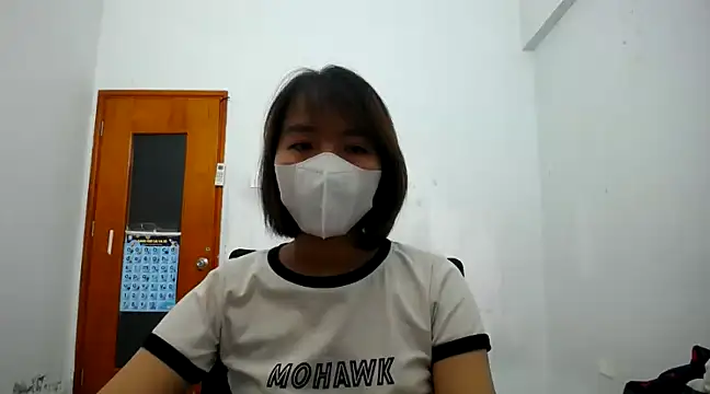 Michiko1 online show from 02.04.25