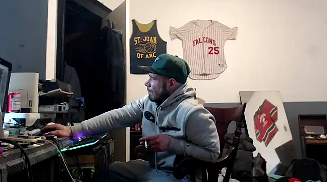 Snapshot of sledge901 chatting on 01.16.25 sledge901 online show from 01.16.25