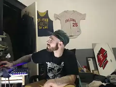 Snapshot of sledge901 chatting on 02.18.25 sledge901 online show from 02.18.25