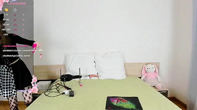 Cowell Adelina online show from 09.29.25