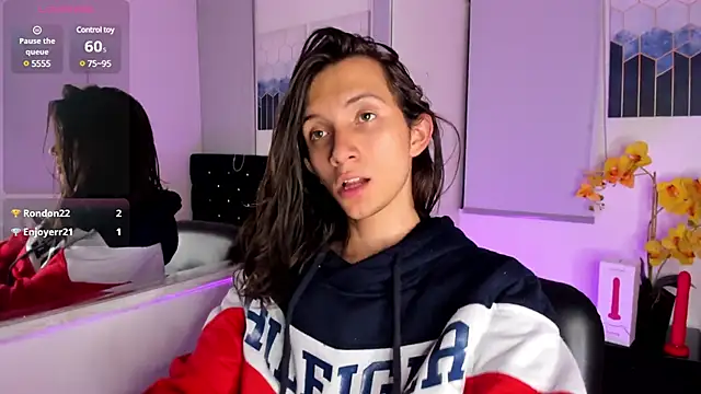 Snapshot of Feniix__ chatting on 01.09.25 Feniix online show from 01.09.25