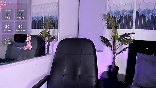 Snapshot of Feniix__ chatting on 02.08.25 Feniix online show from 02.08.25