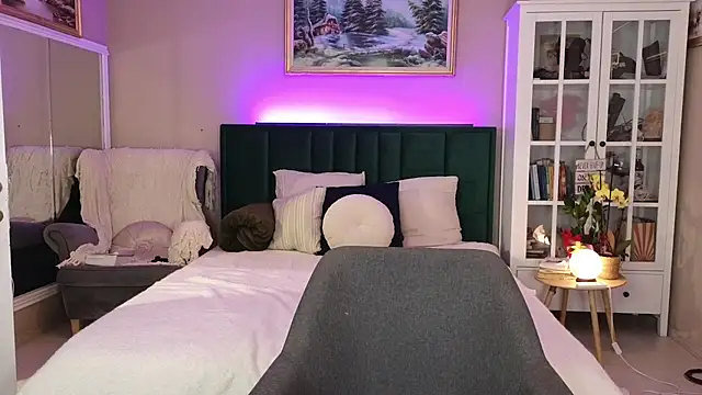 JoanneGG online show from 03.11.25