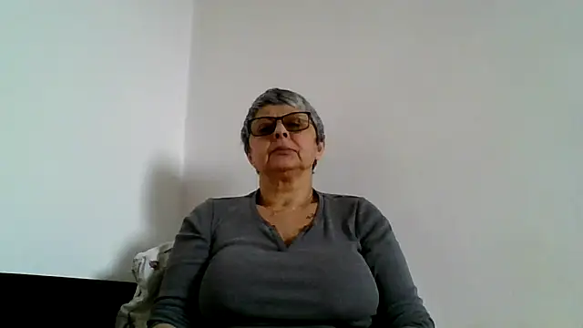 roseblak42 online show from 02.12.26