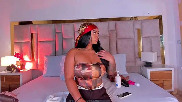 Snapshot of Miss_Abigail_ chatting on 10.22.25 Miss Abigail online show from 10.22.25