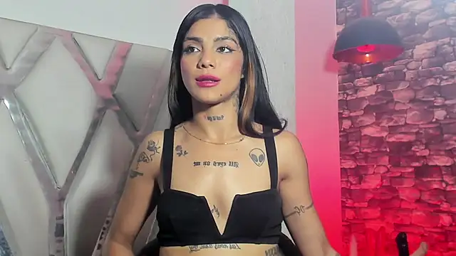 Trinna harperr online show from 01.03.25