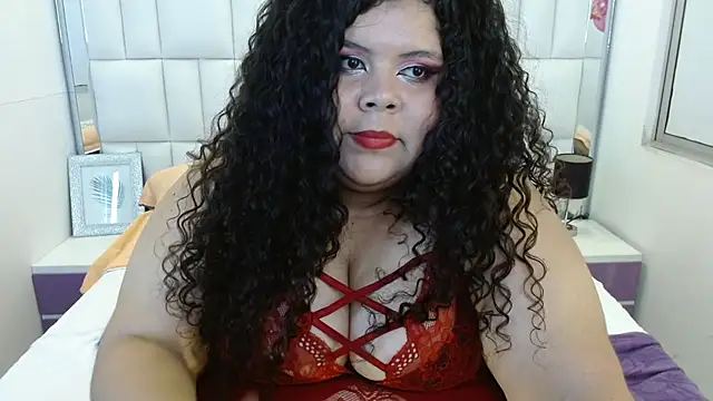 Sarah Bowie online show from 10.03.25