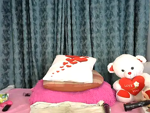 Pretty-shally online show from 03.15.25