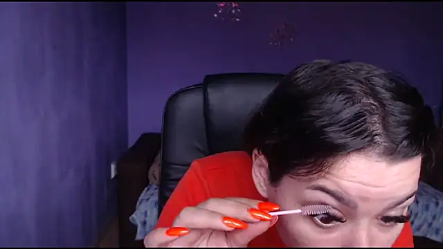 LovelyJulliette online show from 01.31.25