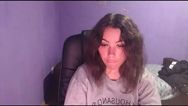 LovelyJulliette online show from 02.08.25