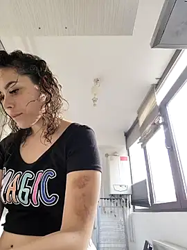 LovelyJulliette online show from 03.12.25