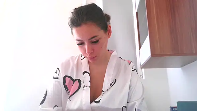 LovelyJulliette online show from 09.12.25