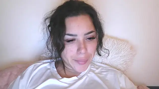 LovelyJulliette online show from 11.06.25