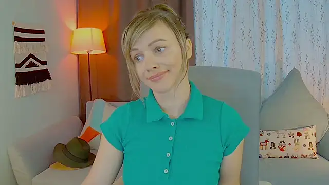 NandiSmile online show from 09.24.25