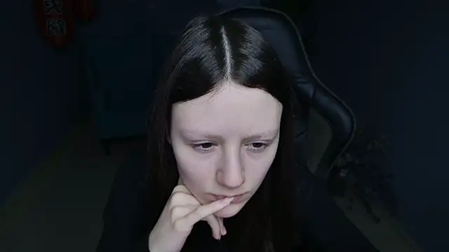 Snapshot of VeliraBraitberg chatting on 01.08.25 VeliraBraitberg online show from 01.08.25