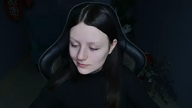Snapshot of VeliraBraitberg chatting on 01.08.25 VeliraBraitberg online show from 01.08.25