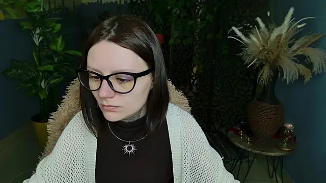 Snapshot of VeliraBraitberg chatting on 05.17.26 VeliraBraitberg online show from 05.17.26