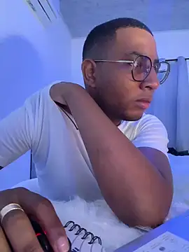 Arwens bell08 online show from 03.06.25