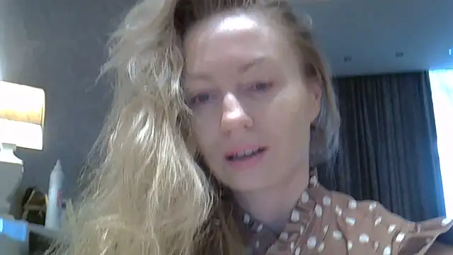 ZarinaSwift online show from 05.22.26