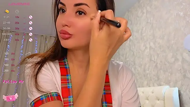 Snapshot of LaraSkinny chatting on 01.14.25 LaraSkinny online show from 01.14.25