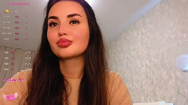 Snapshot of LaraSkinny chatting on 01.31.25 LaraSkinny online show from 01.31.25