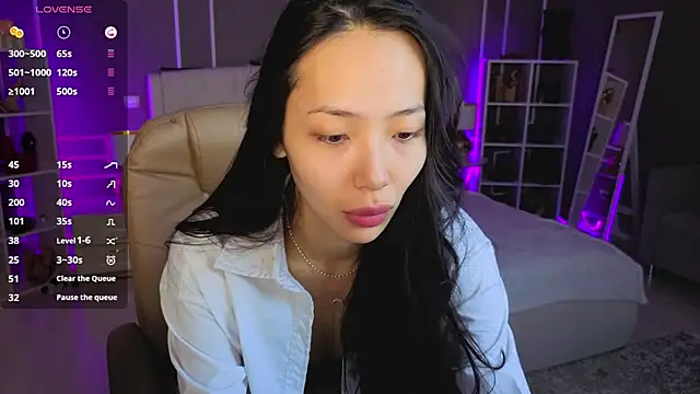 Snapshot of _MIURA_ chatting on 02.04.26 MIURA online show from 02.04.26