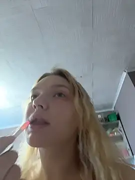 AmmyHot online show from 12.20.25