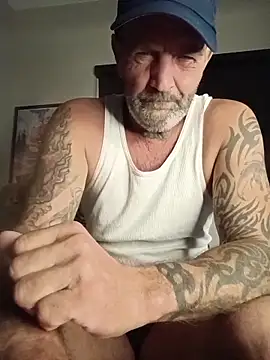 Snapshot of Hotbodyscottie chatting on 11.05.25 Hotbodyscottie online show from 11.05.25