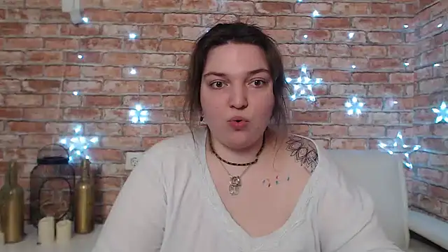 Amelia Kiss  online show from 02.01.25