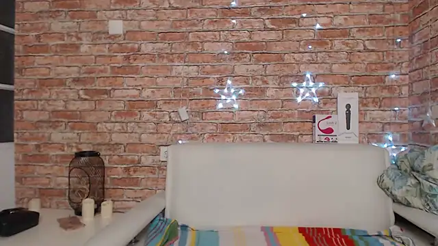 Amelia Kiss  online show from 10.02.25