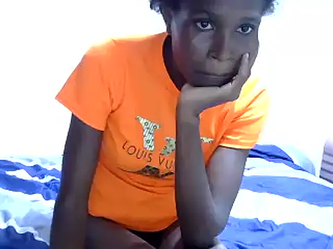 Snapshot of princess_tyra chatting on 02.13.25 princess tyra online show from 02.13.25