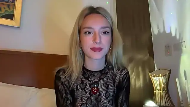 SirenaBelle online show from 11.23.25