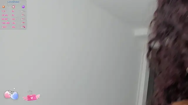 Snapshot of yosselin23 chatting on 09.22.25 yosselin23 online show from 09.22.25