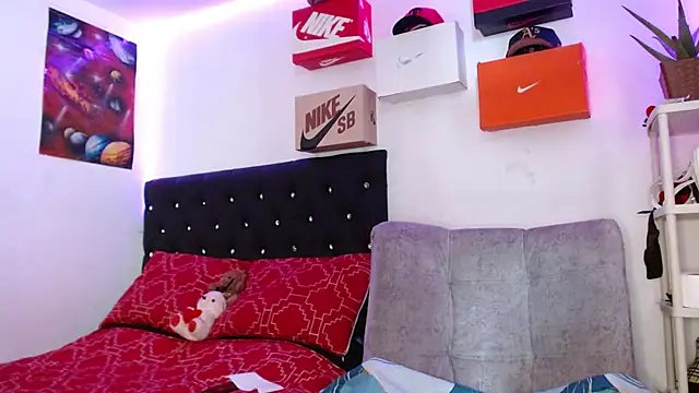 king  Black online show from 12.18.24